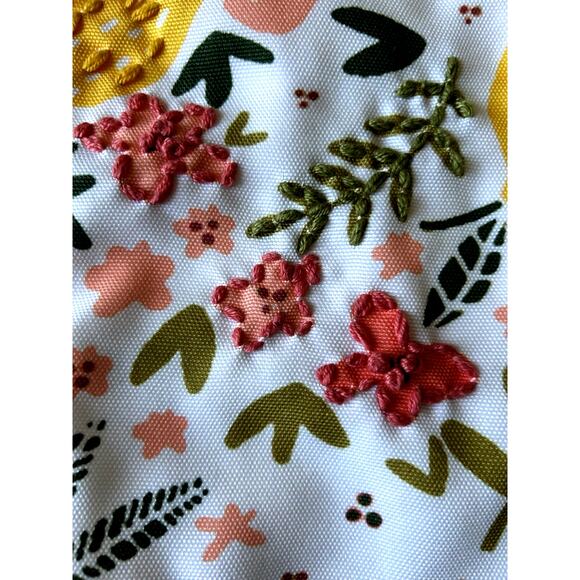 Vibrant Spring Lemons Butterfly Cottage Floral 72” Table Runner Textured Crochet - Picture 6 of 16